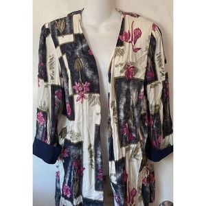 KARIS KORNER Womens Size 16 floral 3/4 Sleeve open front